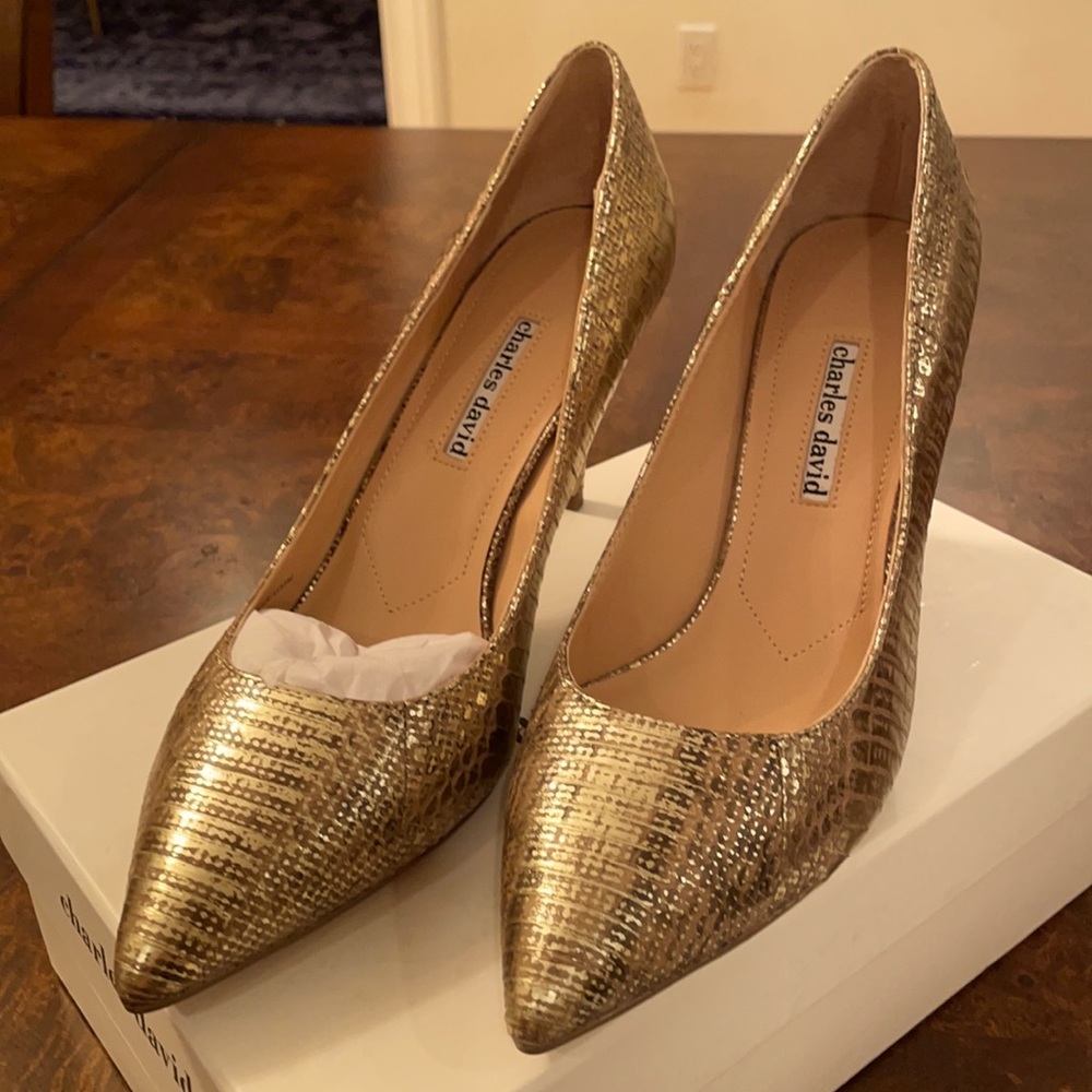 Charles David gorgeous golden pumps.